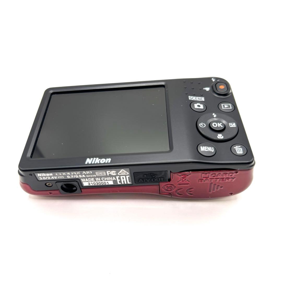 超美品　Nikon COOLPIX A10 レッド　デジタルカメラ