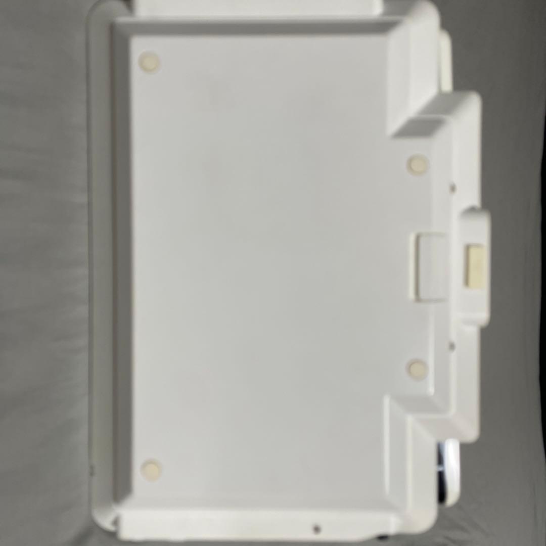 TOSHIBA ポータブルDVDプレーヤー　SD-P96DT