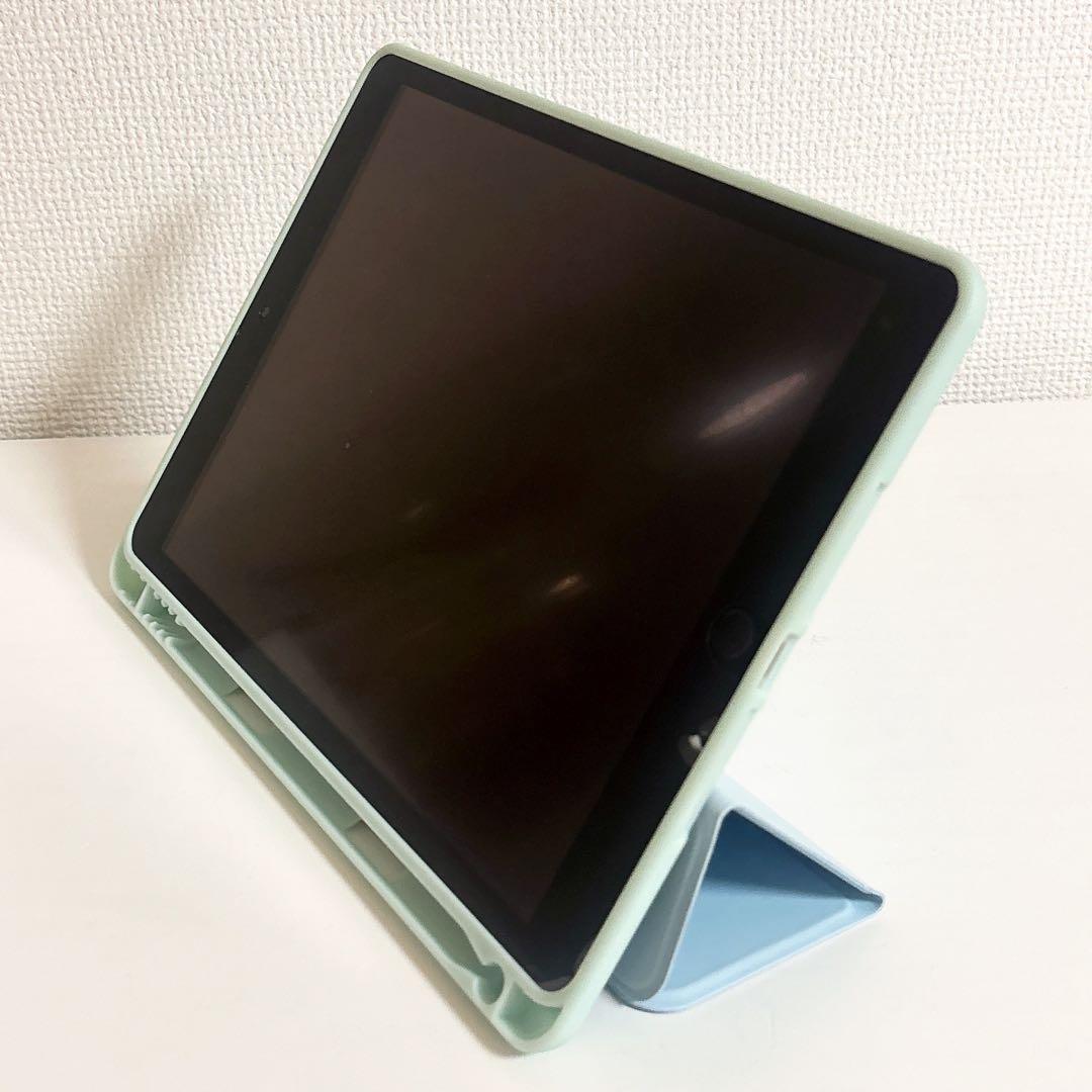 ケース付き iPad 第9世代 64GB wifi シルバー