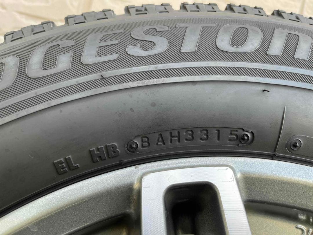 フォルクスワーゲンシャラン　ブリヂストン BLIZZAK VRX