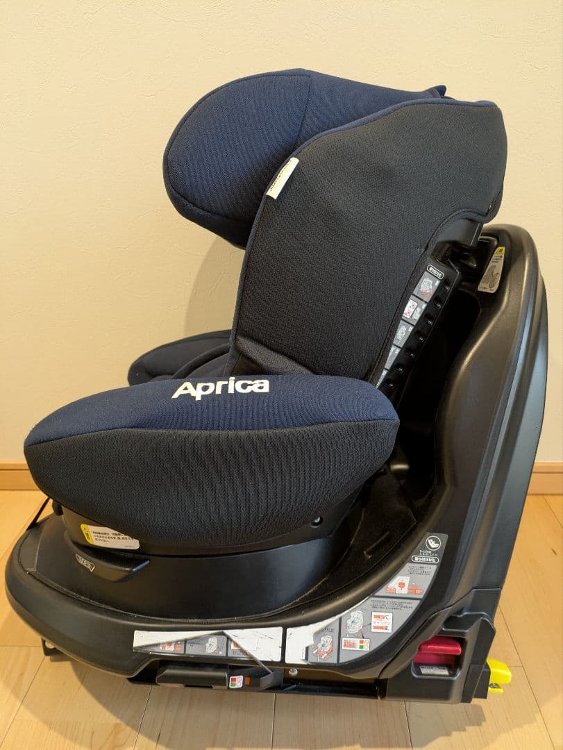 Aprica ディアターンプラス ISOFIX AB ネイビー チャイルドシート