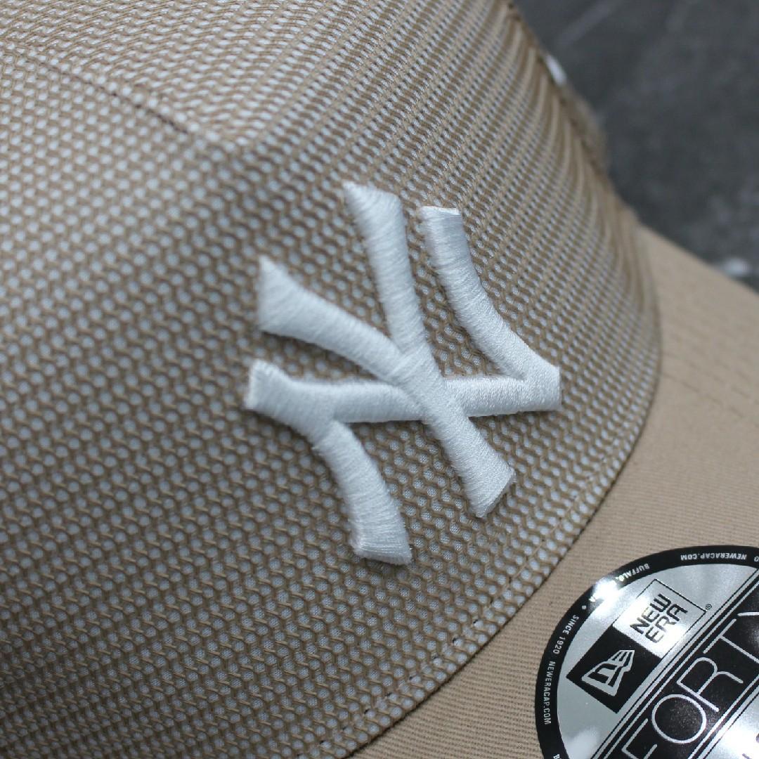 NEW ERA NY ヤンキース メッシュキャップ 海外モデル キャメルベージュ