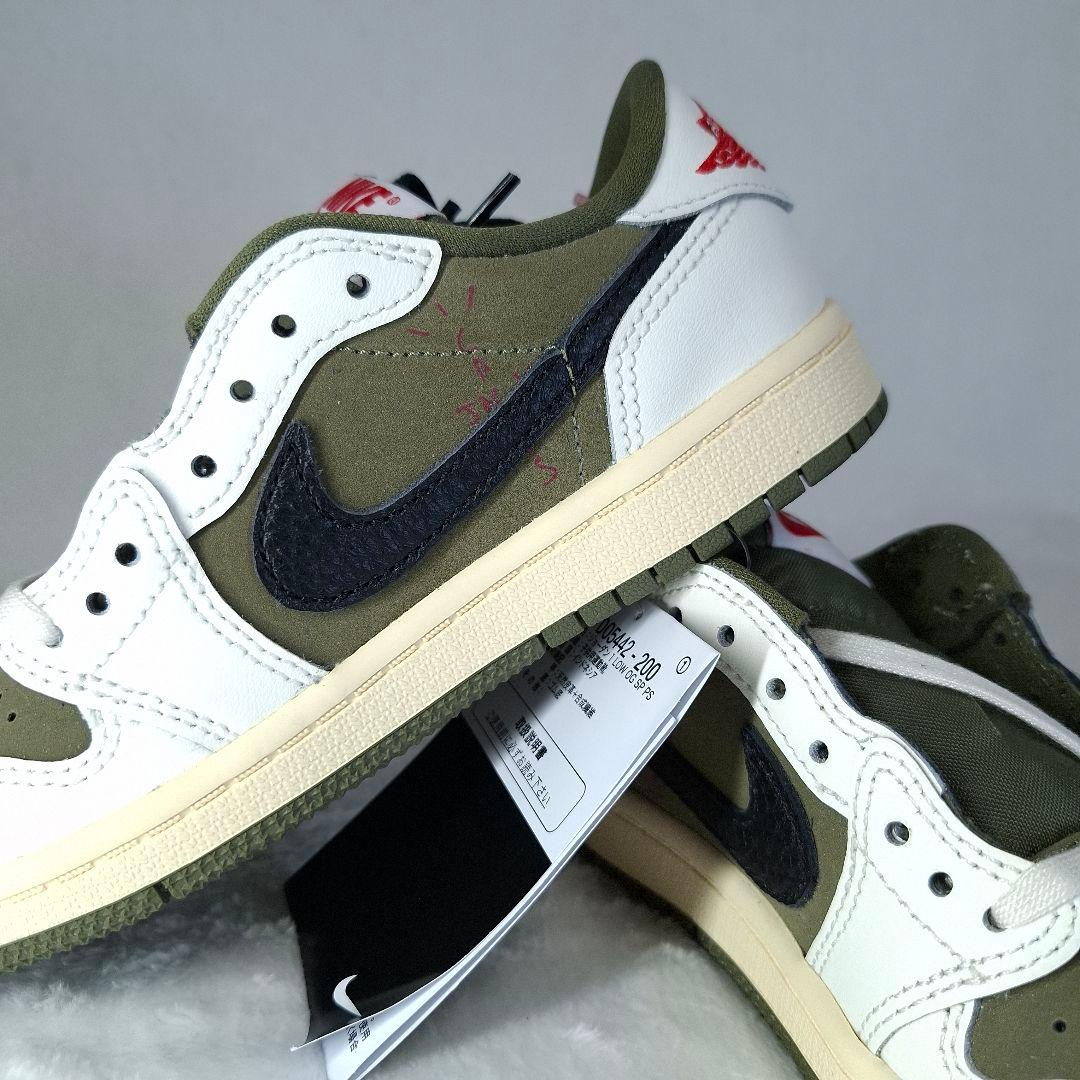 【新品/黒タグ付】トラヴィス×JORDAN1 LOW リバースオリーブ 18.5