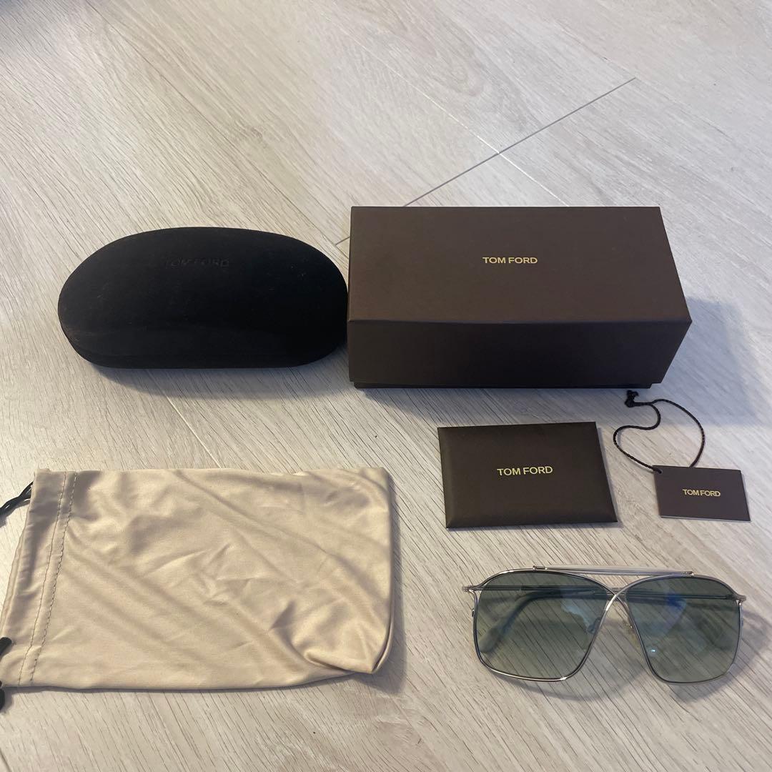 TOM FORD メタルフレーム サングラス