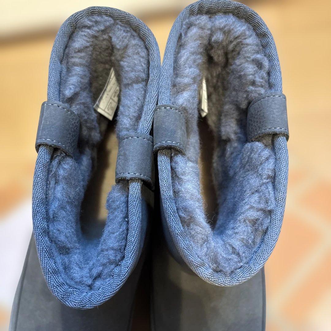 UGG W CLASSIC WEATHER MINI グレー　ブーツ　防水