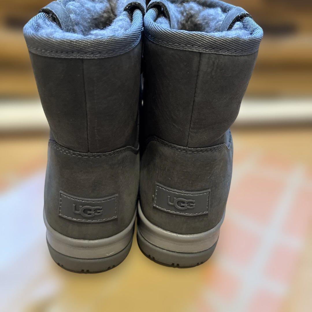 UGG W CLASSIC WEATHER MINI グレー　ブーツ　防水