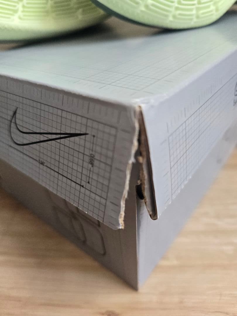 新品未使用　Nike Sabrina　サブリナ 3 EP 27.5cm 301