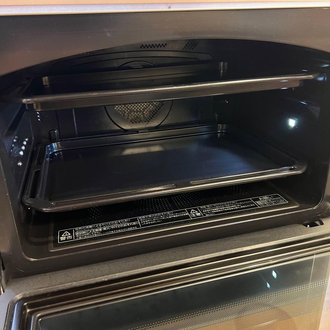 TOSHIBA】過熱水蒸気オーブンレンジ 30L 石窯ドーム｜ER-RD3000