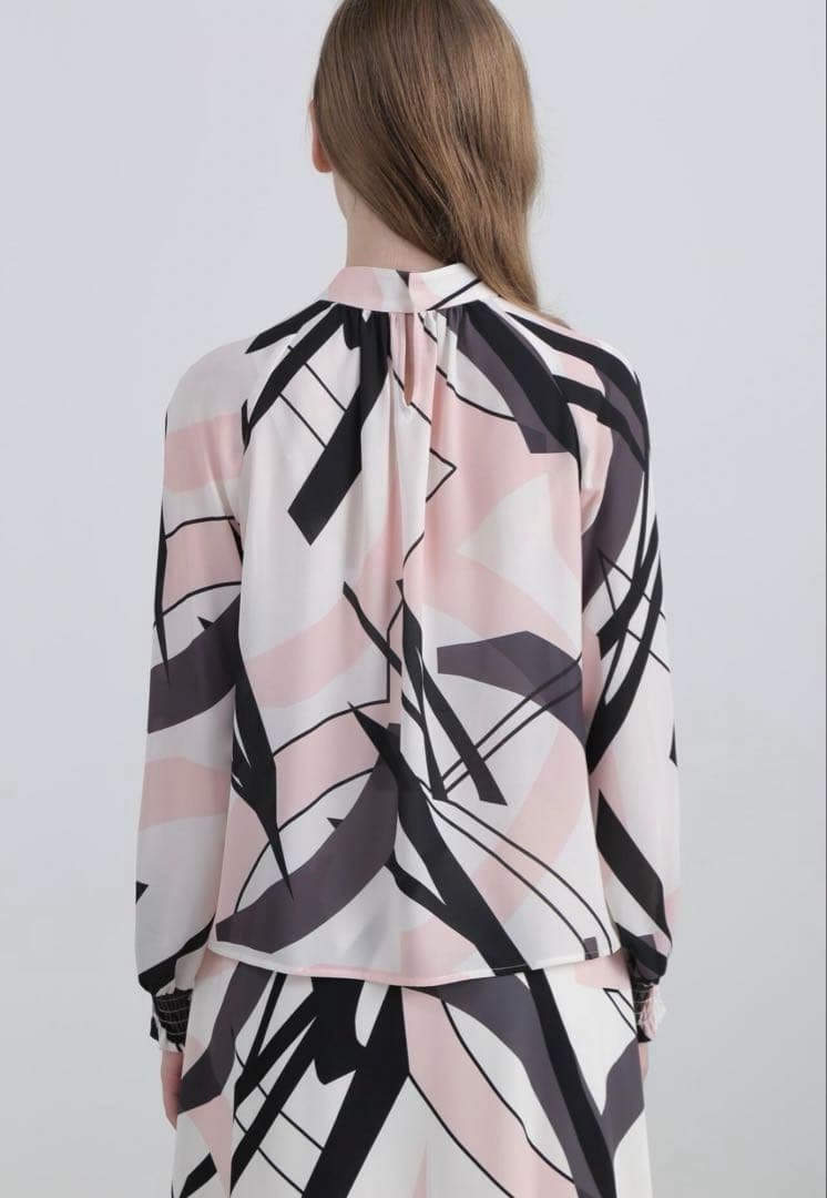 タグ付未使用 ジオメトリックアートプリントブラウス PINKY&DIANNE