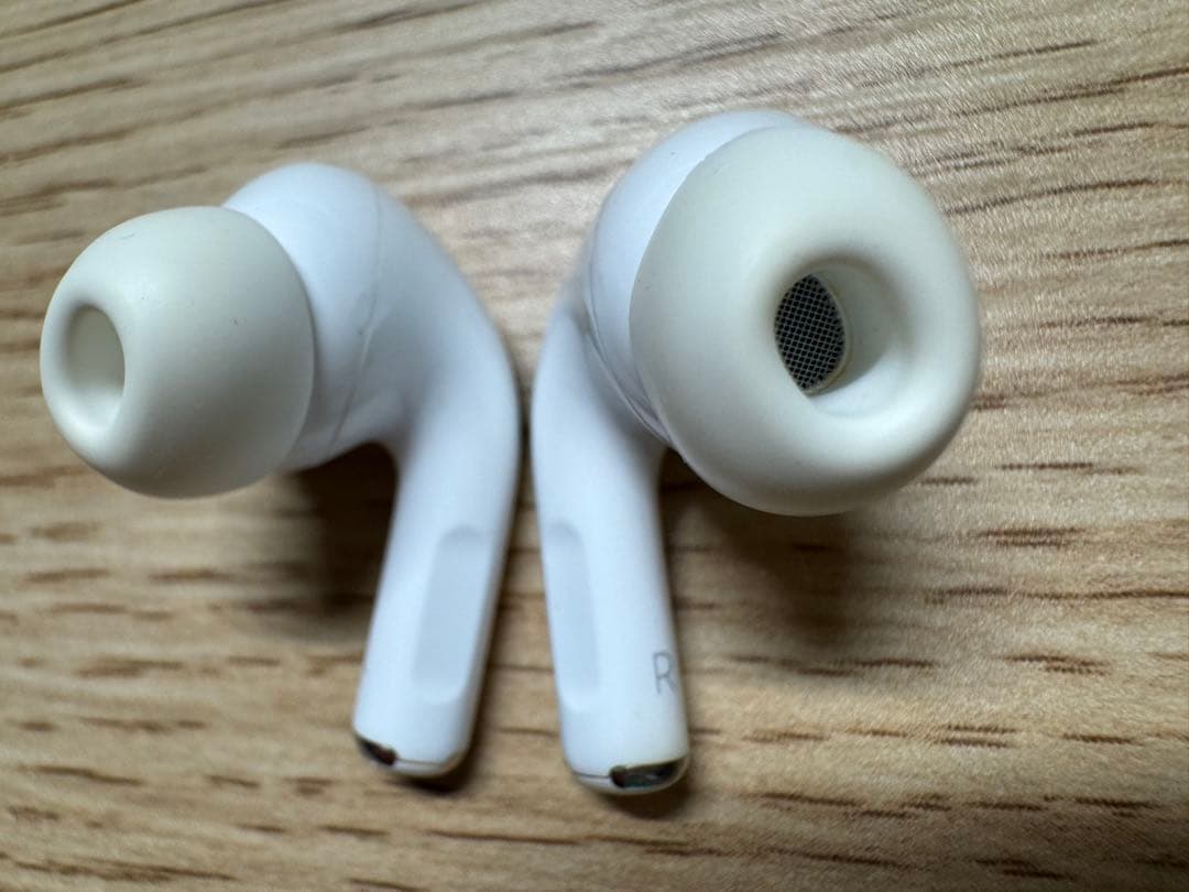 Apple アップルAirPods Pro 2 エアーポッズプロ2 ⭐︎左耳のみ⭐︎