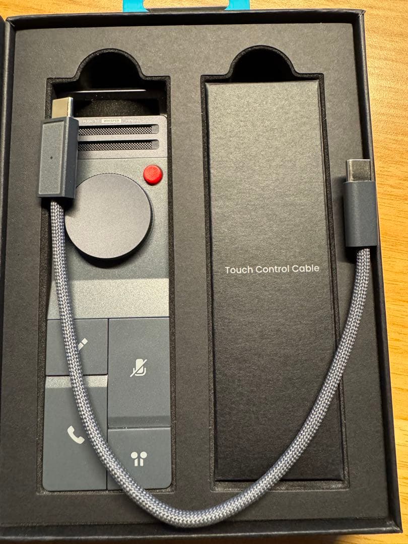 HiDock P1 (イヤホンつけたまま録音できるAIボイスレコーター)