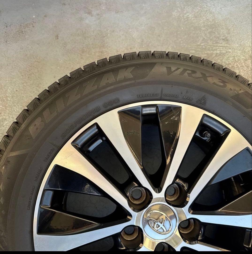 美品！トヨタ　プリウスα SAI ホイール　ブリザック　スタッドレスVRX3