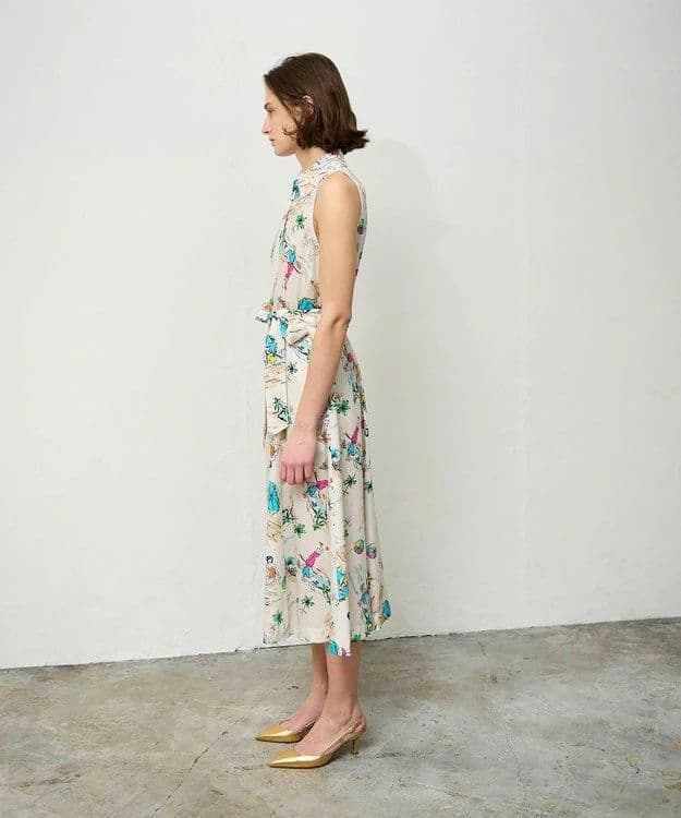 美品・36サイズ★GRACE CLASS　バックコンシャスプリントワンピース