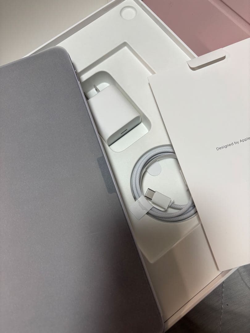 未使用品 iPad Air 第6世代 11インチ 値下げ中