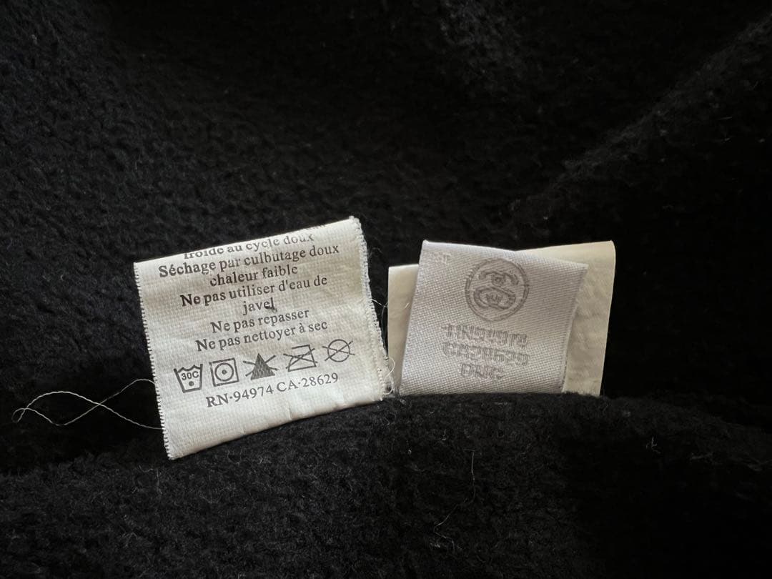 stussy ストゥーシー パーカー