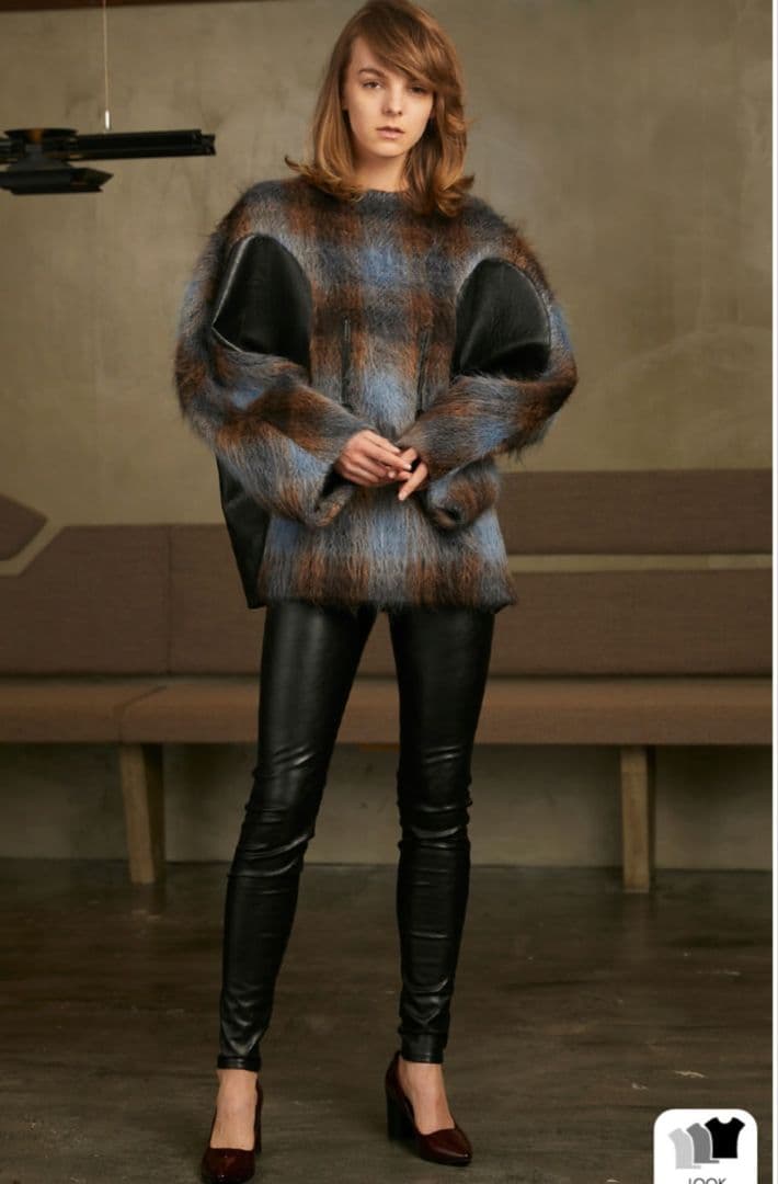 AKIRANAKA アキラナカ レザーパンツ フェイクレザー 黒 ブラック