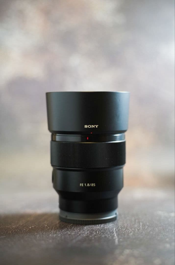 美品　SONY 85mm F1.8 単焦点レンズ SEL85F18