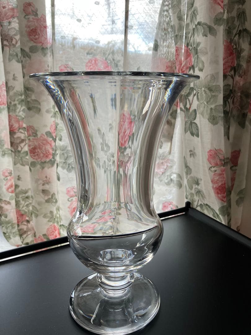 バカラ美術館　オールドバカラ　フラワーベース