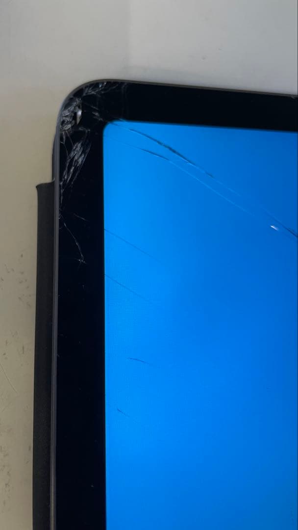 iPad Air (第4世代) 256GBスペースグレイ99% 画面割れ セット