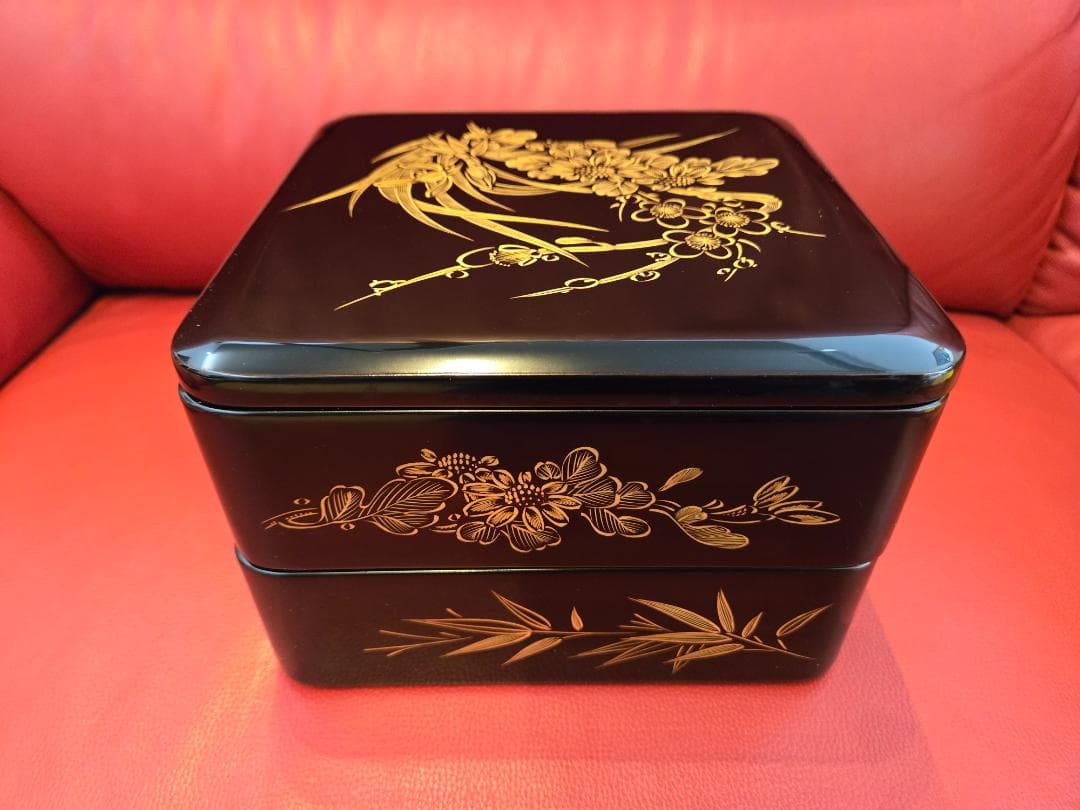 茶道具 輪島塗 天然木製 黒塗 金彩蒔絵 二段重箱 内朱共箱