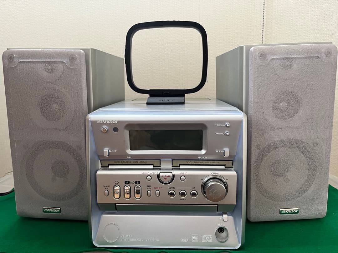Victor（リモコン、説明書付） CD／MD／カセットコンポUX-W50-S