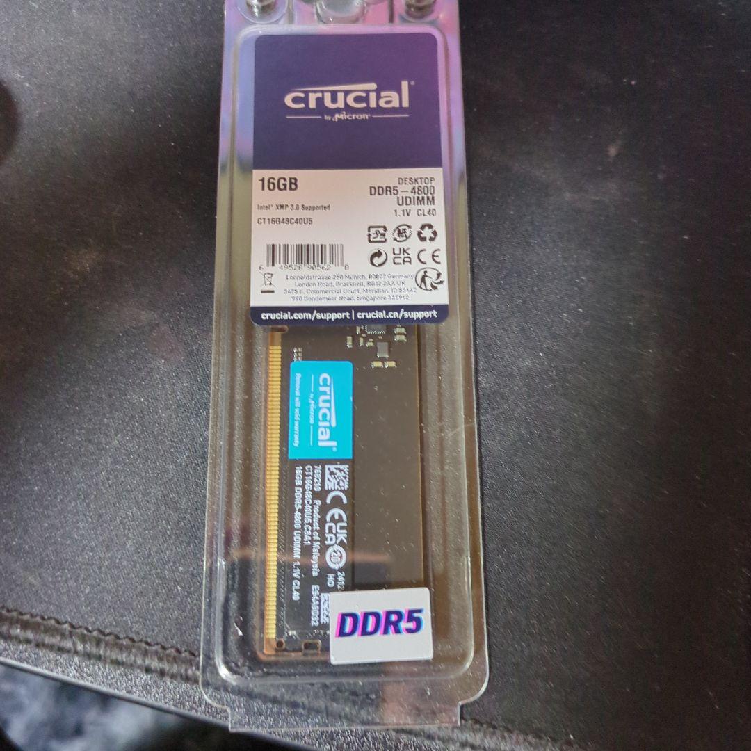 crucial 16GB DDR5 メモリー UDIMM　ジャンク