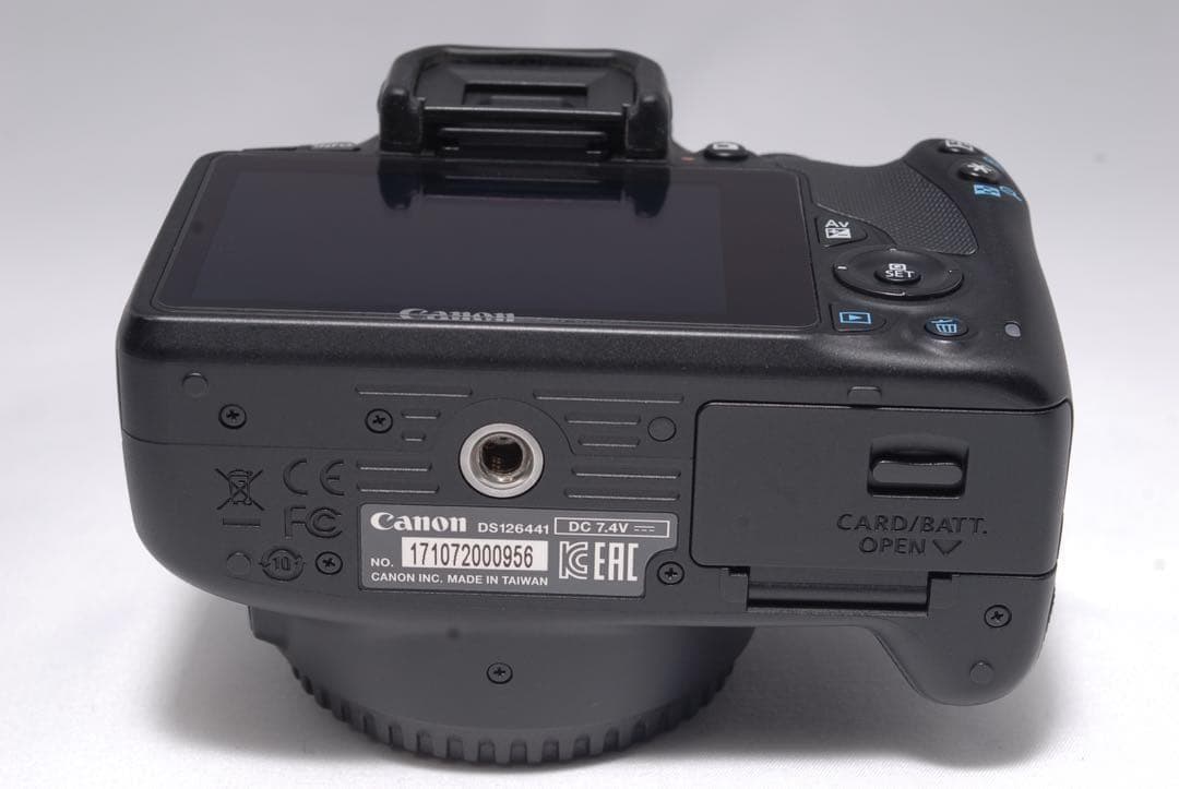 S数少✨Canon Kiss X7 超美品✨ダブルレンズセット♪旅行にも手軽に♪