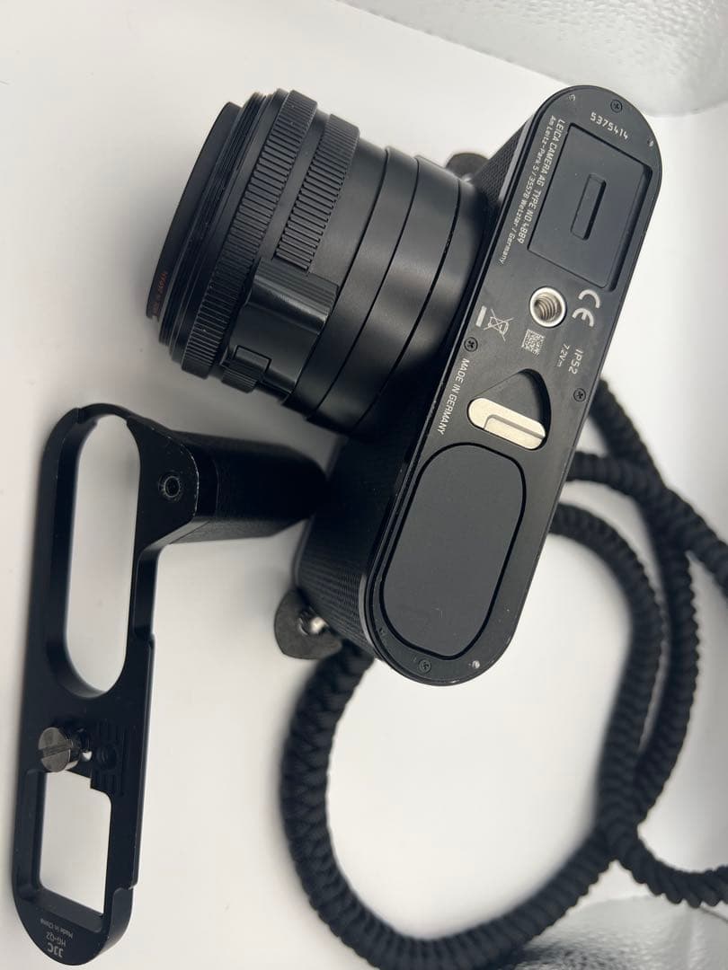 Leica Q2 ライカ 元箱 底面カバー付属