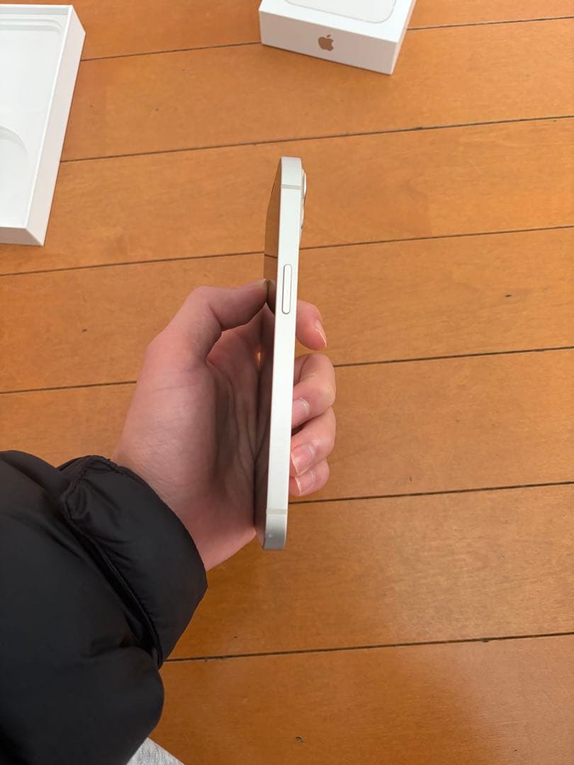 Apple iPhone 13 ホワイト 512GB