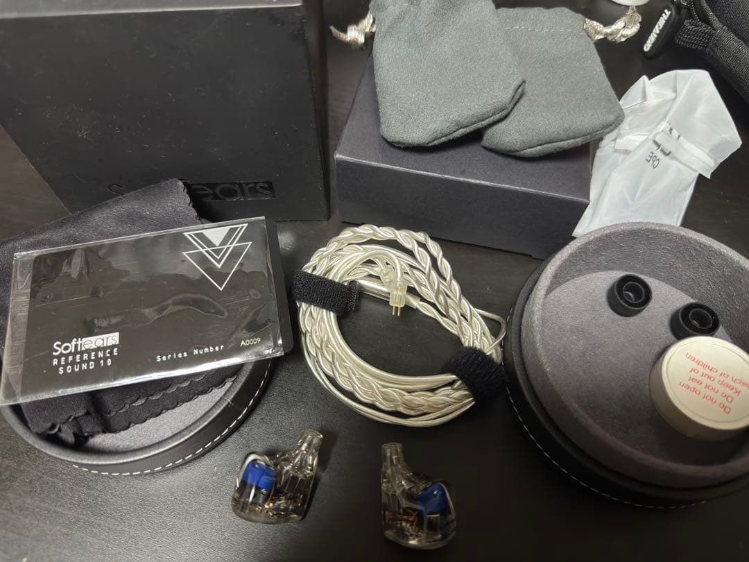 イヤホン SoftEars RS10