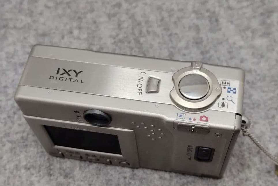 Canon IXY DIGITAL（初代）