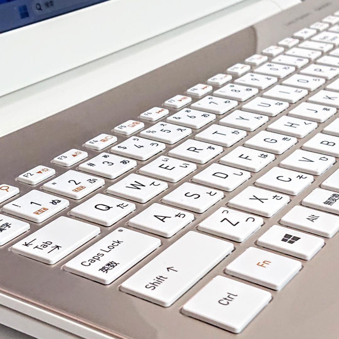 超美品！Dynabook T6/M 第8世代Core i7 [434]