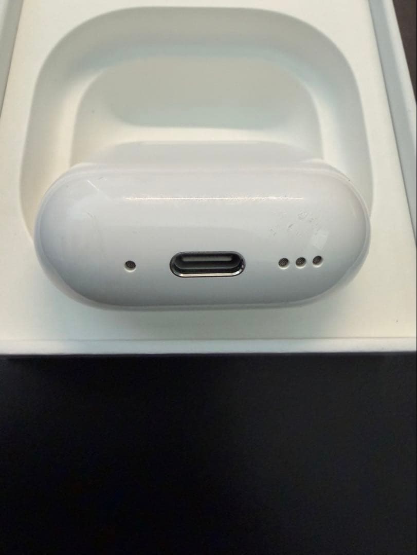 AirPods 4 本体 ANC ノイズキャンセリング