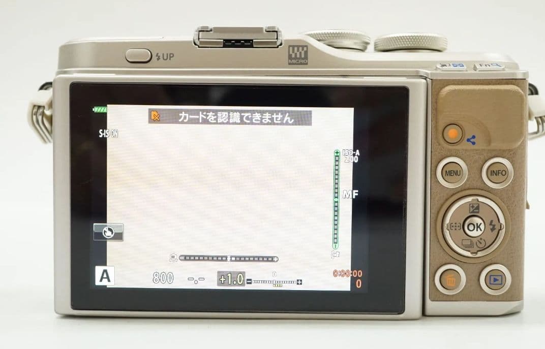 【本日中で削除】OLYMPUS PEN E-PL10 ベージュ