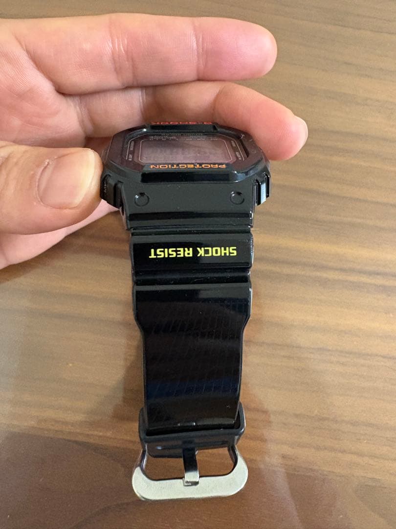 【最終値下げ】G-SHOCK 腕時計 GWX-5600中古品