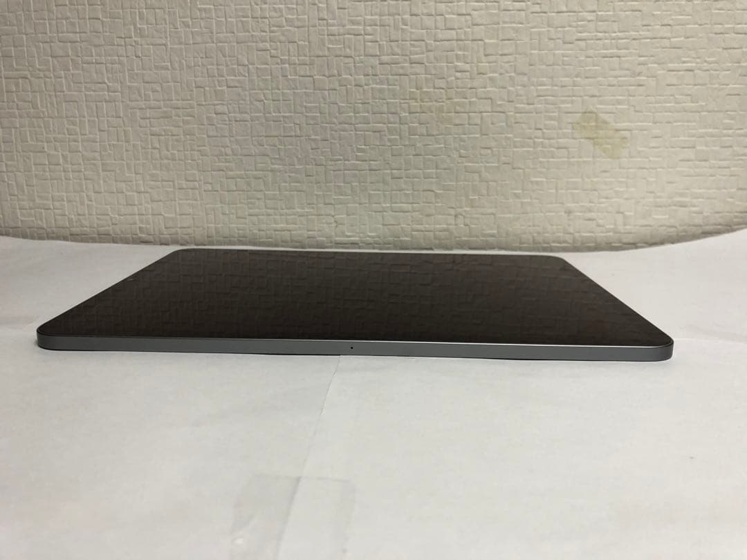 iPad Pro 11インチ 第4世代 256GB Wi-Fi モデル N.56