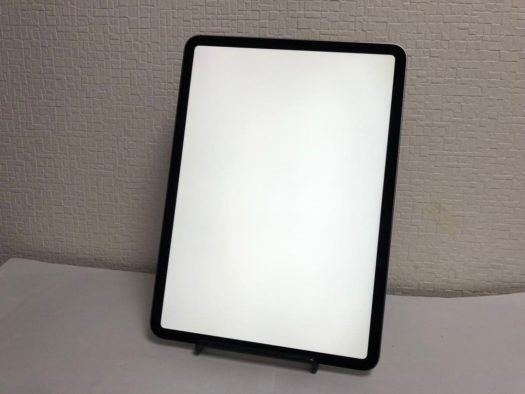 iPad Pro 11インチ 第4世代 256GB Wi-Fi モデル N.56