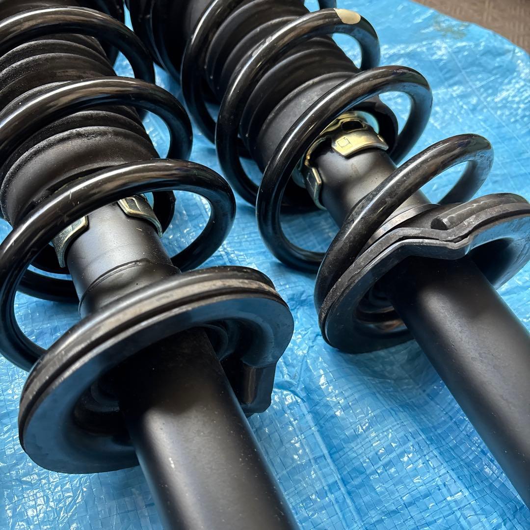 クラウンアスリート　ハイブリット210 純正サスペンション　一台分