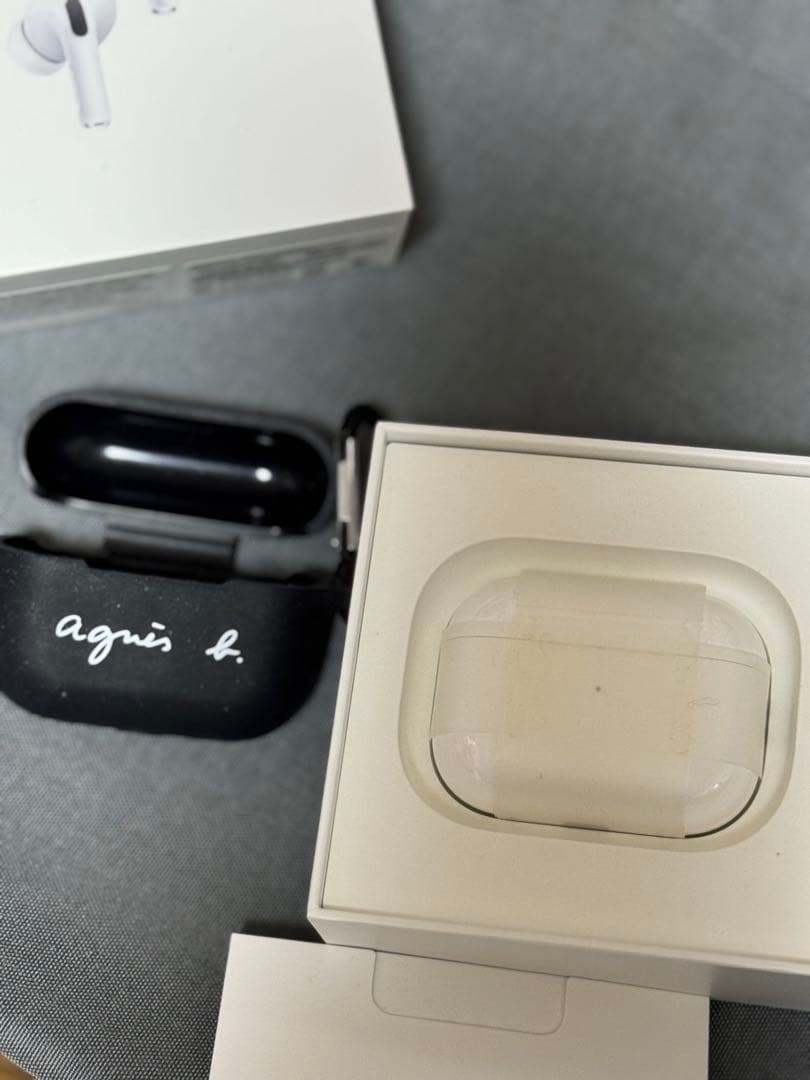 AirPods Pro 第二世代 agnes b.ケースセット