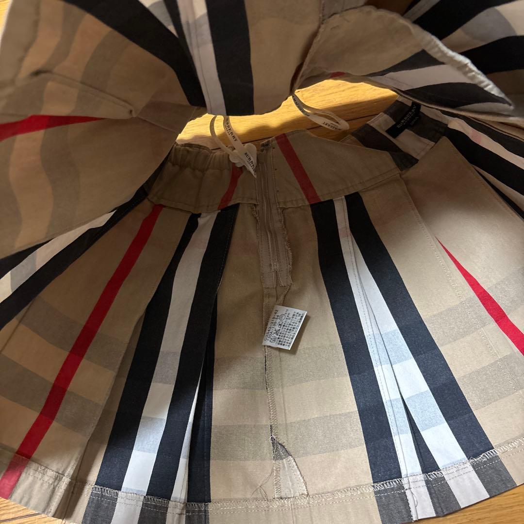 バーバリー　フォーマル　ブレザー　スカート130cm