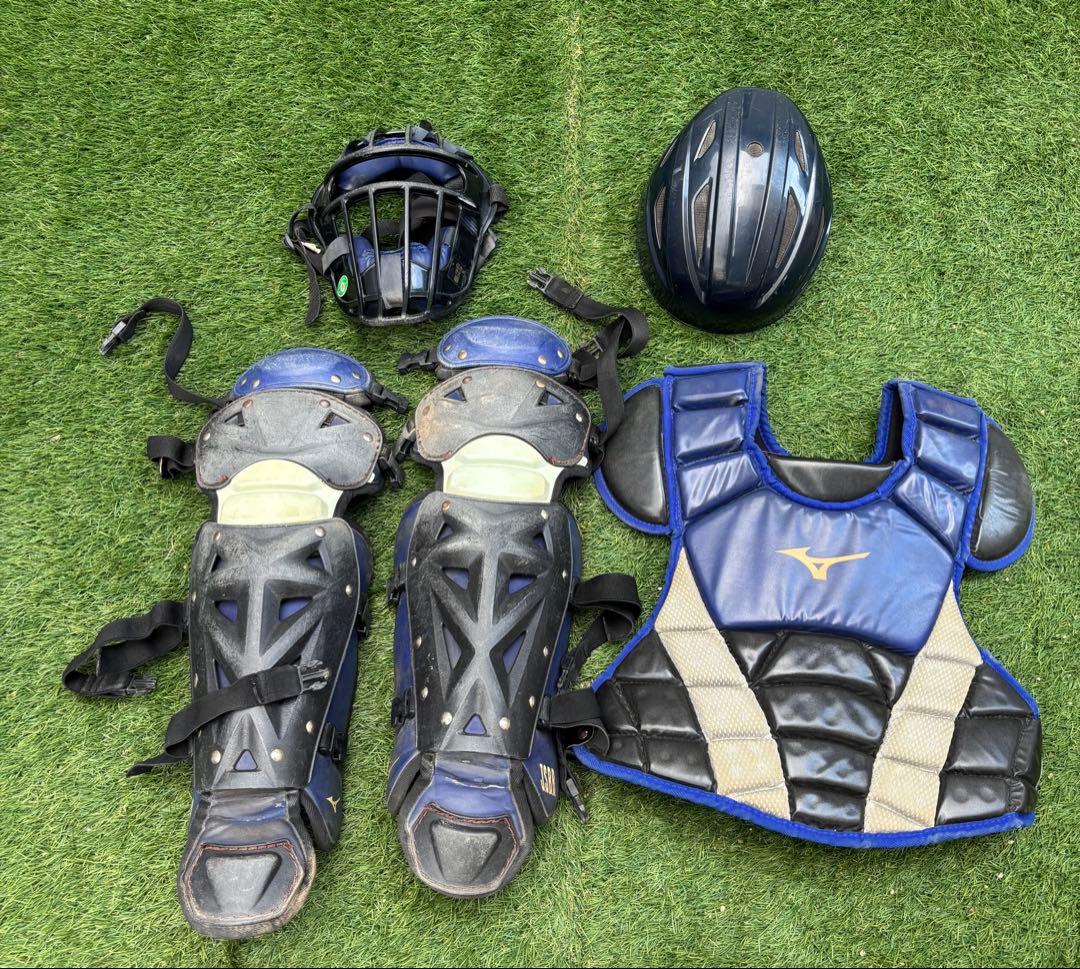 【最安値】ミズノ　少年軟式　キャッチャー防具　セット　定価33000円