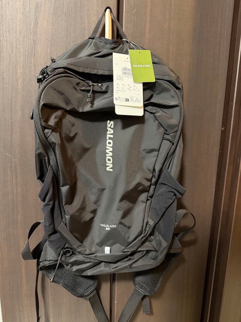 新品未使用　サロモン　TRAILBLAZER 20 リュック