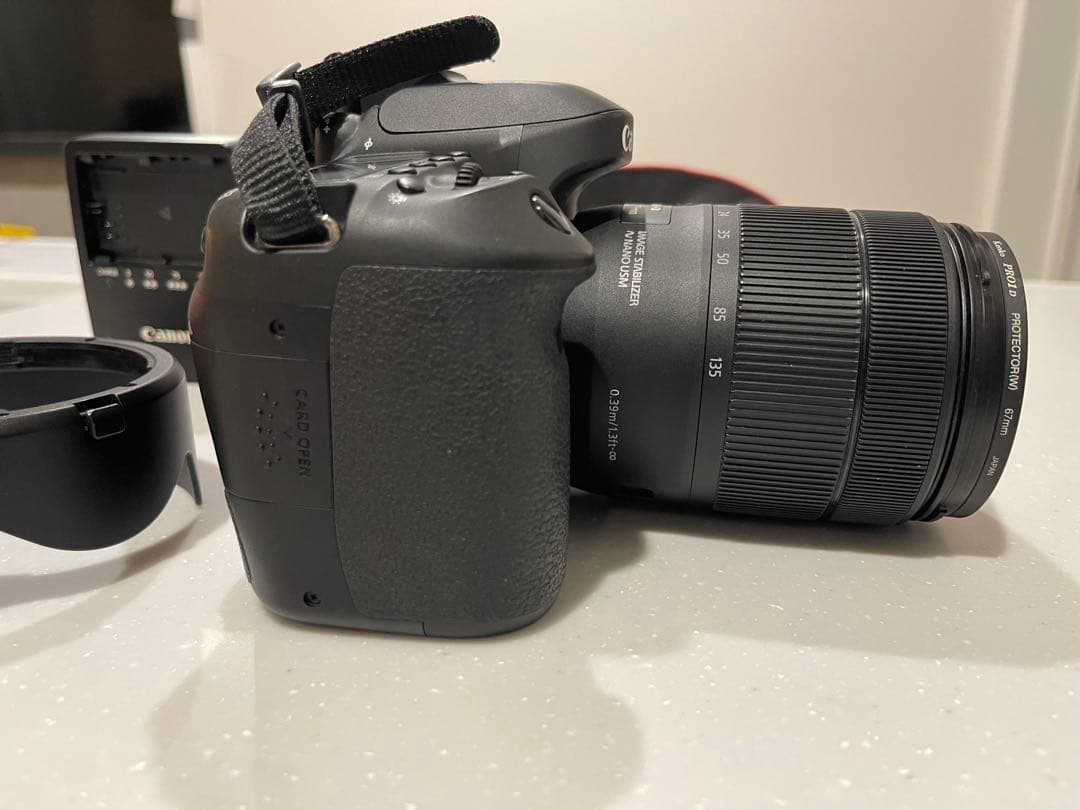 Canon EOS 80D デジタル一眼レフカメラ