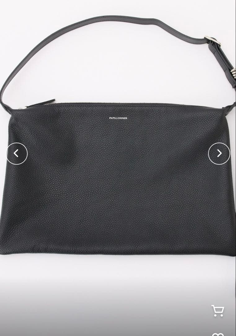 めめさま専用　スリムレザーショルダーバッグ　ブラック