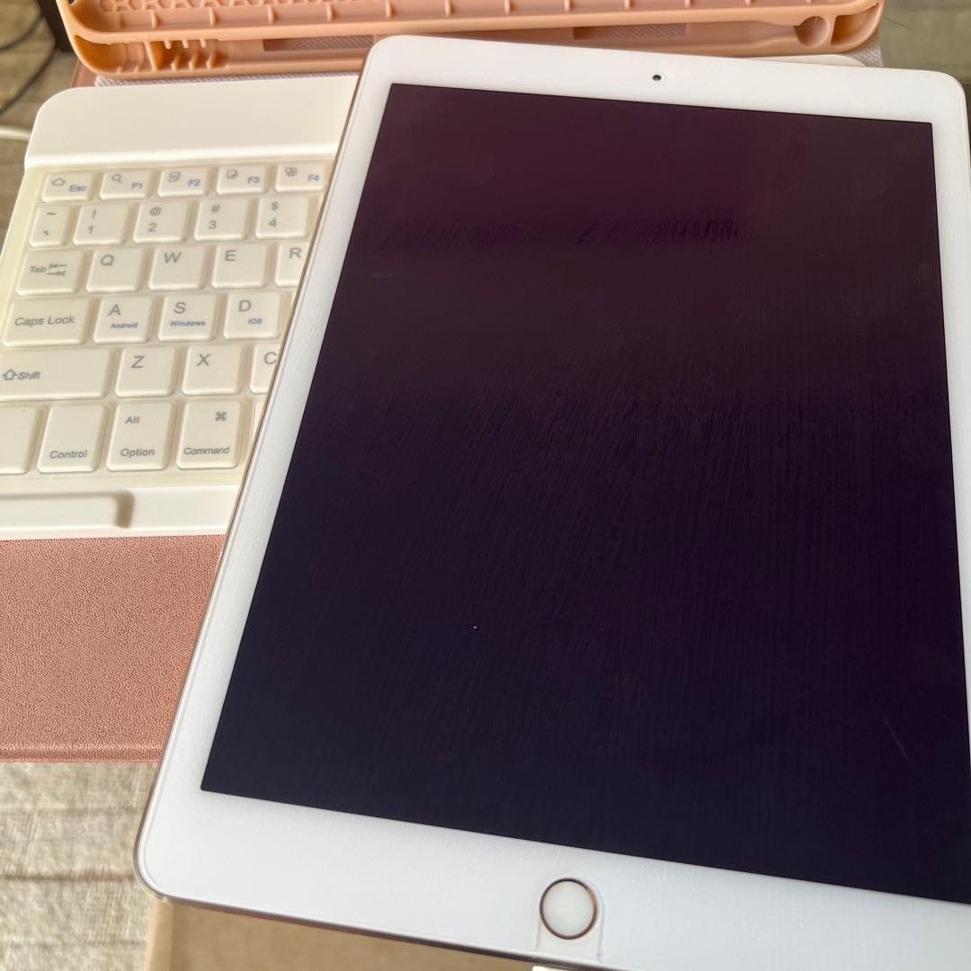 【8月末まで出品】iPad 第5世代 アイパッド 128GB