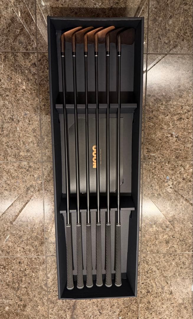 NOOG ONE-LENGTH IRONS 6本セット(4番〜9番)