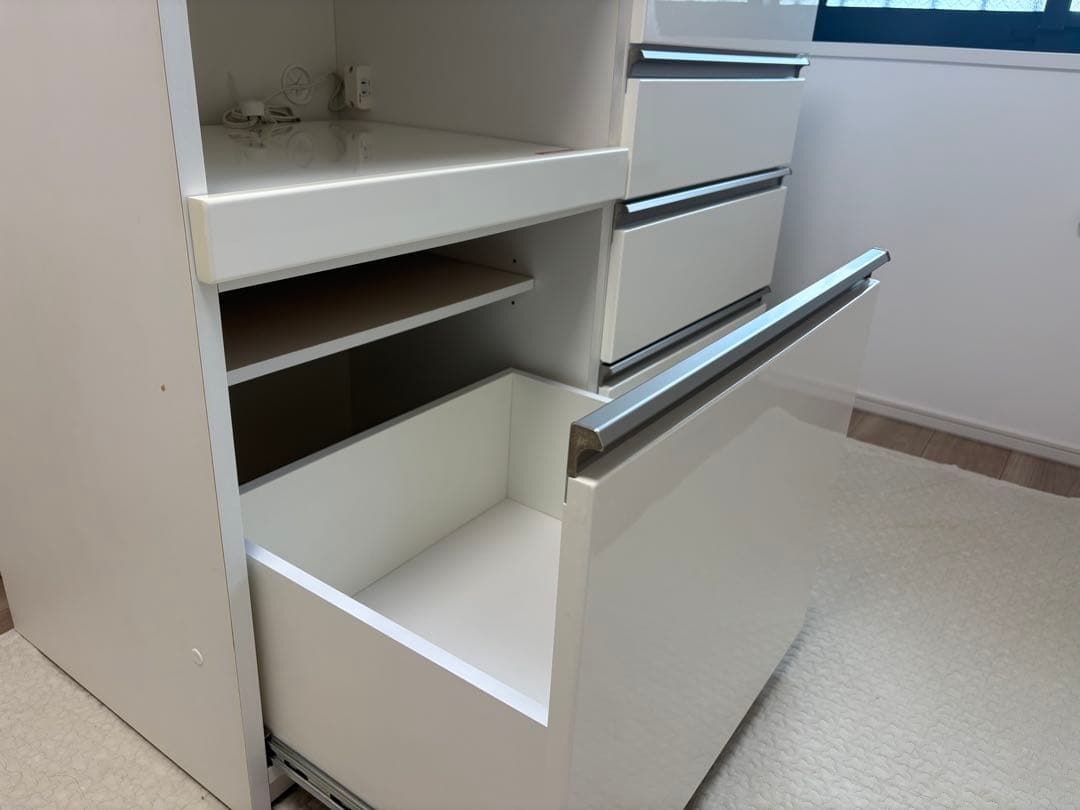 【送料込み】カップボード　ニトリ