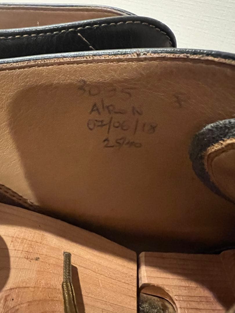 最終出品　世界限定40足希少ハインリッヒディンケラッカーUK8 26.5