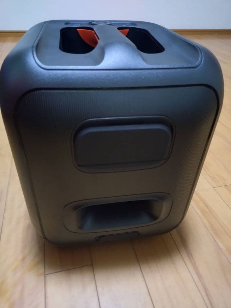 JBL　パーティーボックス ワイヤレススピーカー ベースブースト機能付き