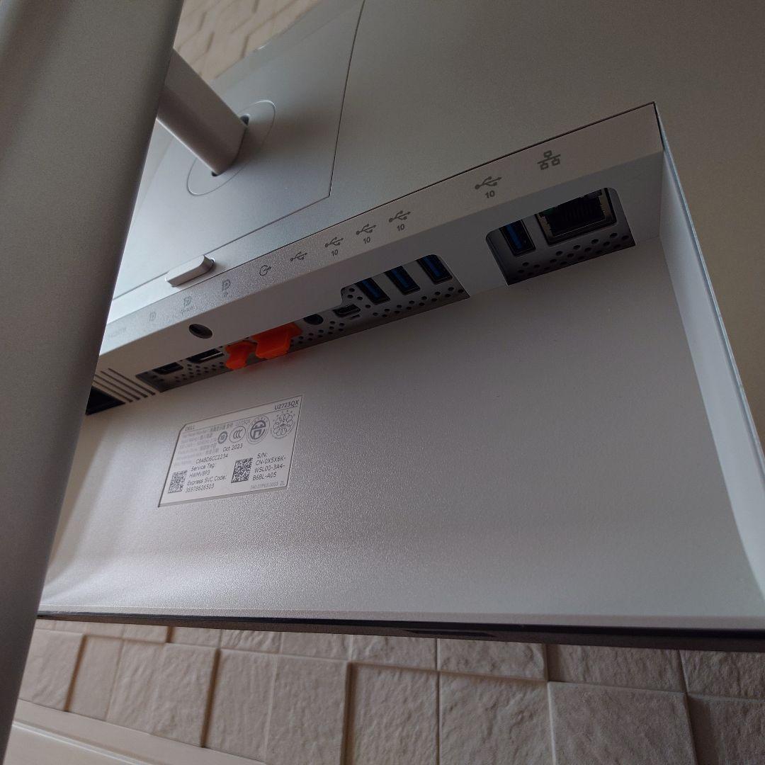 Dell U2723QX 27インチ 4K ハブモニター